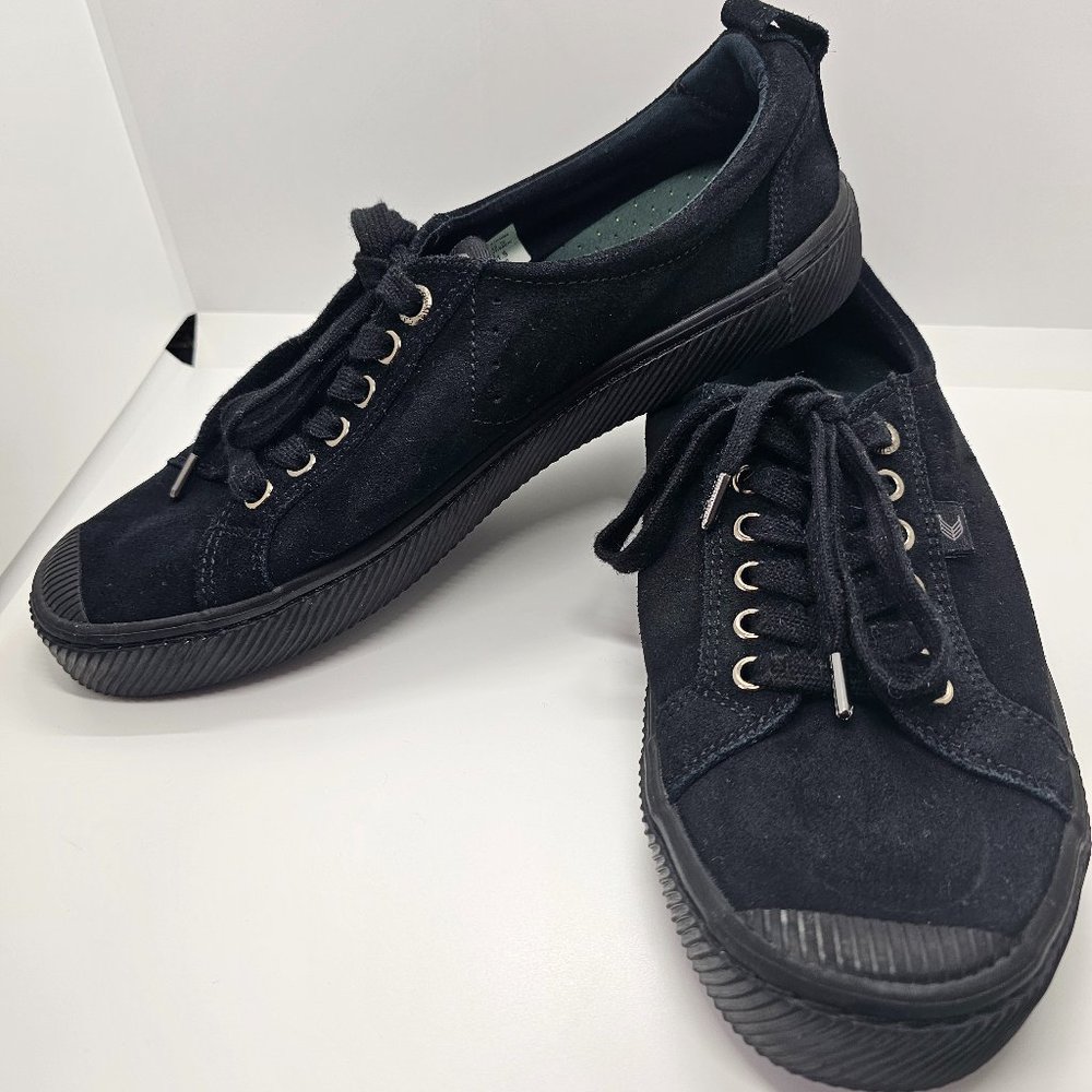 CARIUMA Oca Low All Black Suede Size 9 Men 10.5 Women